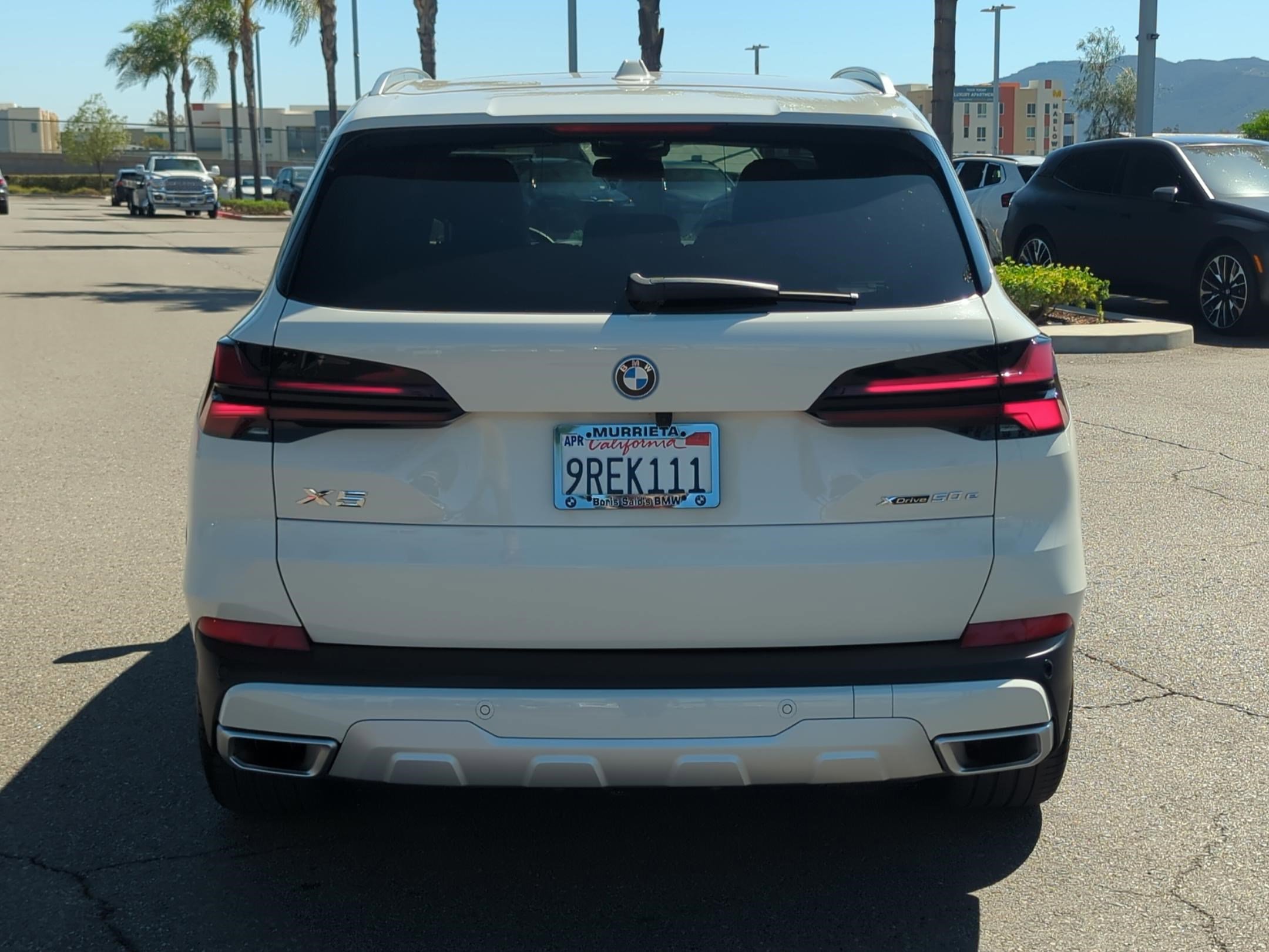 Used 2025 BMW X5 xDrive50e w/ Premium Package image 9