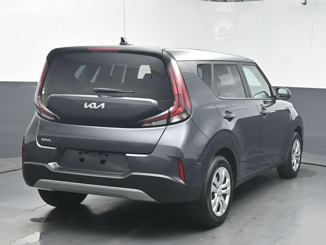 Used 2025 Kia Soul LX FWD image 7