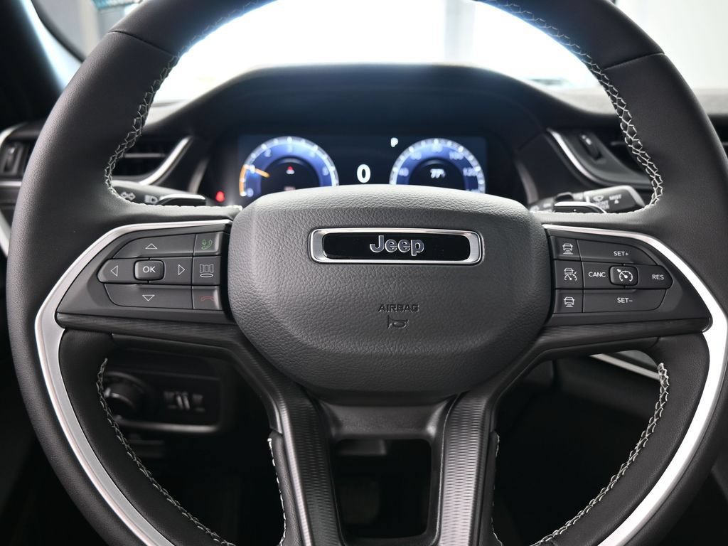 New 2026 Jeep Grand Cherokee Laredo X AWD/4WD image 24