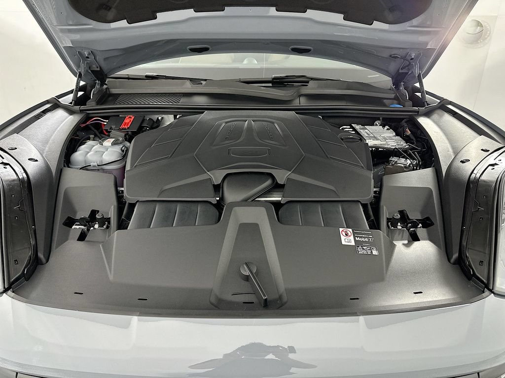 New 2026 Porsche Cayenne AWD/4WD image 32