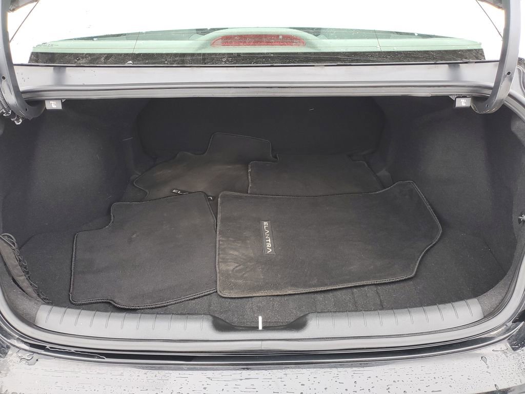 Used 2022 Hyundai Elantra Blue image 27