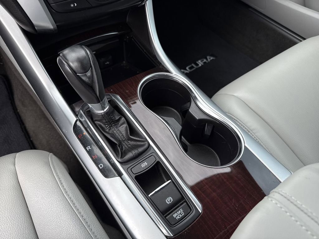 Used 2015 Acura TLX FWD image 19