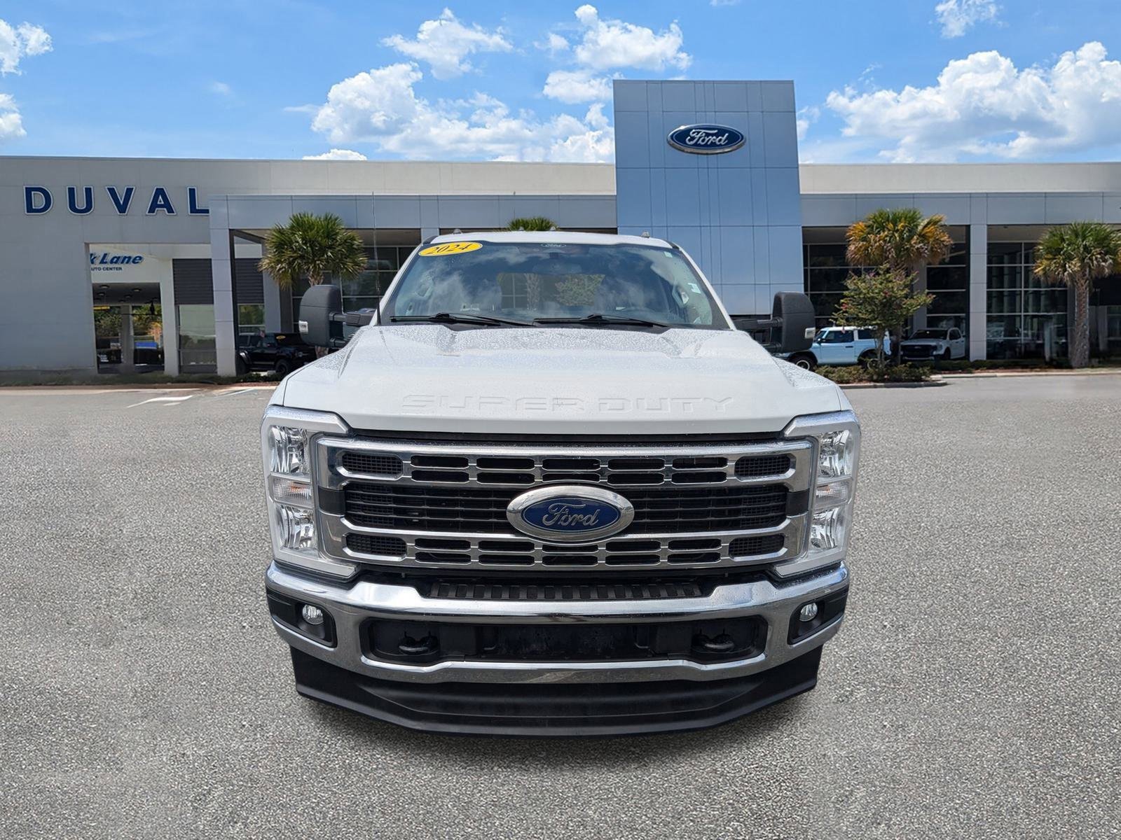 Used 2024 Ford F350 XLT image 7