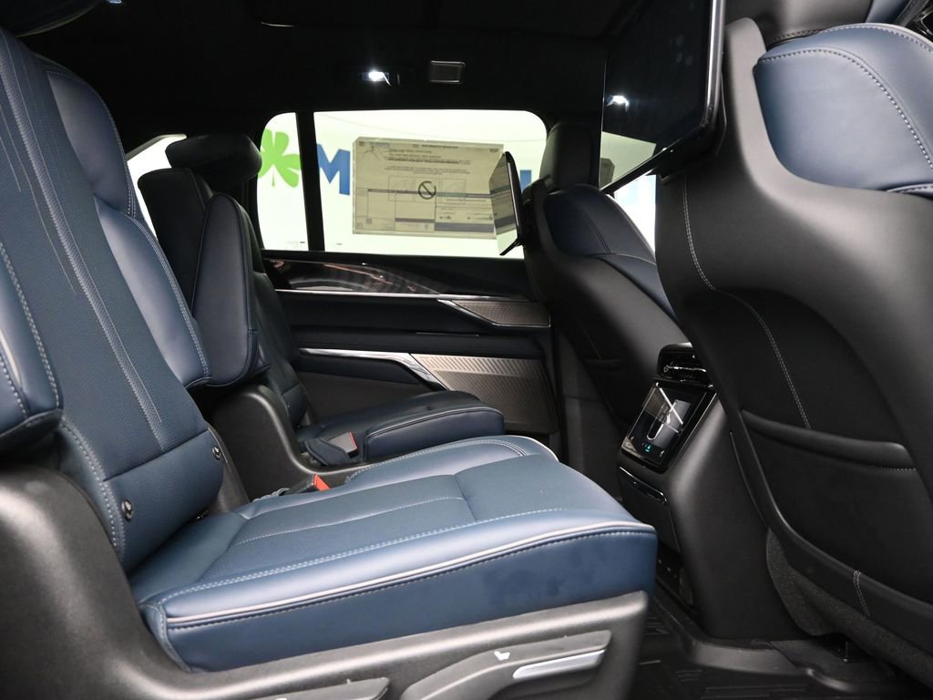New 2026 Cadillac Escalade IQ Sport 2 w/ LPO, ONYX Package image 8