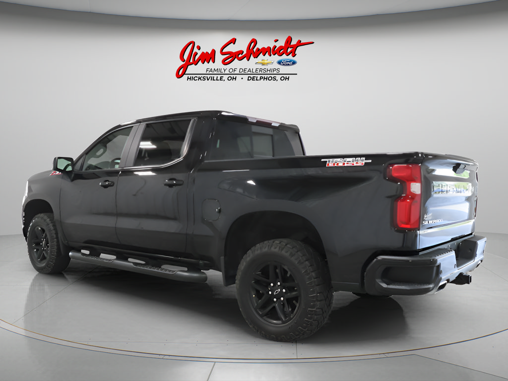 Used 2019 Chevrolet Silverado 1500 LT Trail Boss AWD/4WD image 3