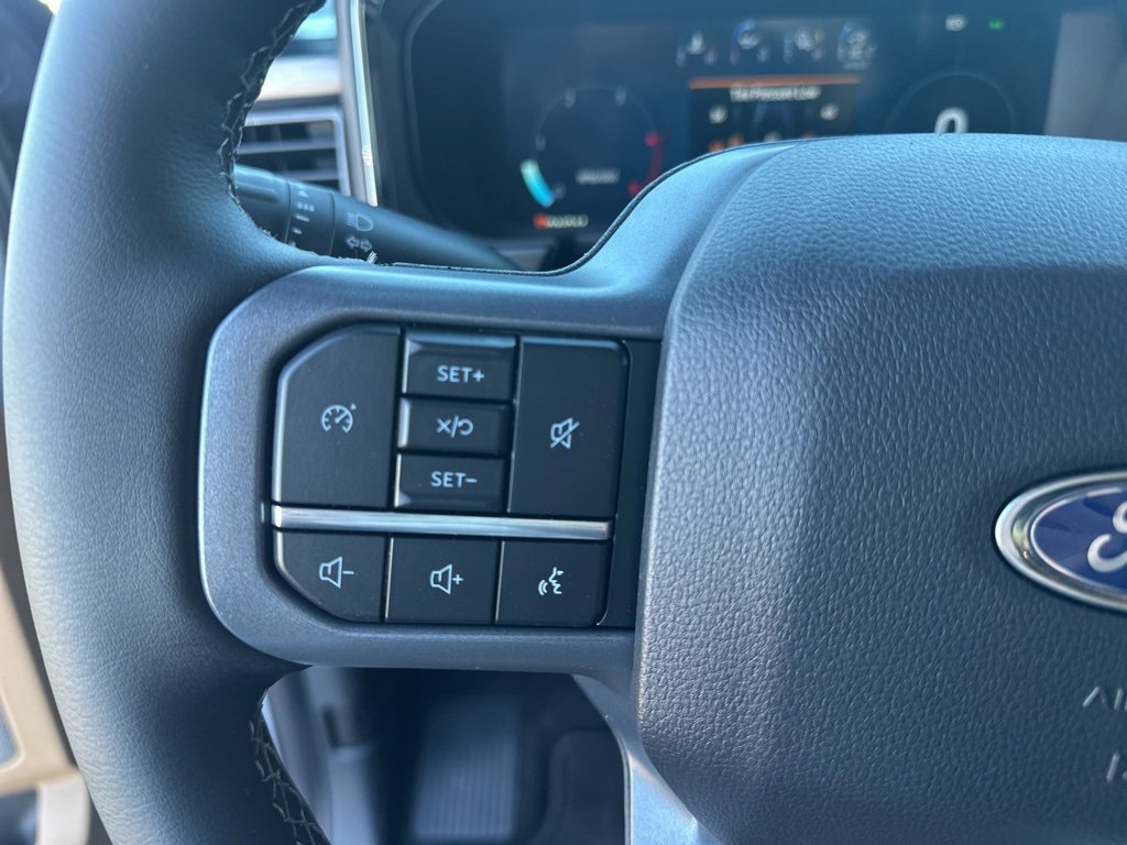 New 2025 Ford F350 Lariat image 11