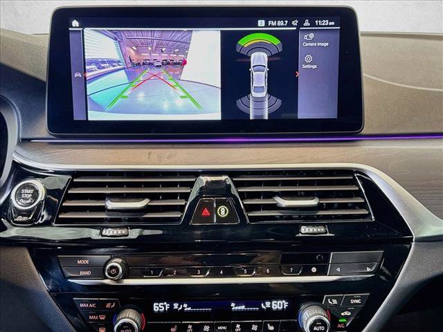 Used 2023 BMW 530i RWD image 18