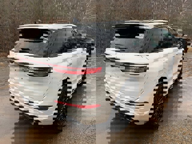 New 2026 Lincoln Corsair Grand Touring image 13