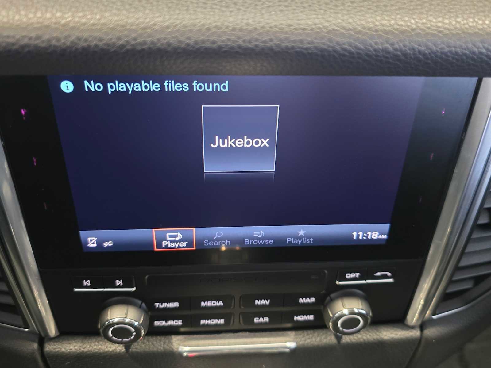 Used 2018 Porsche Macan image 28