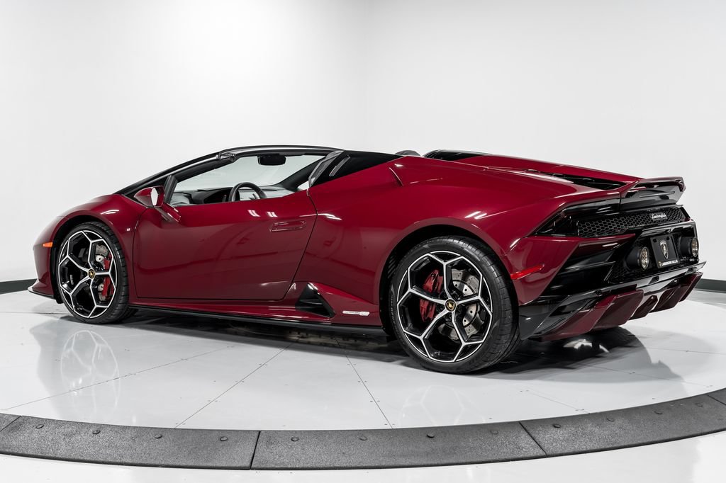 Used 2022 Lamborghini Huracan EVO RWD image 5