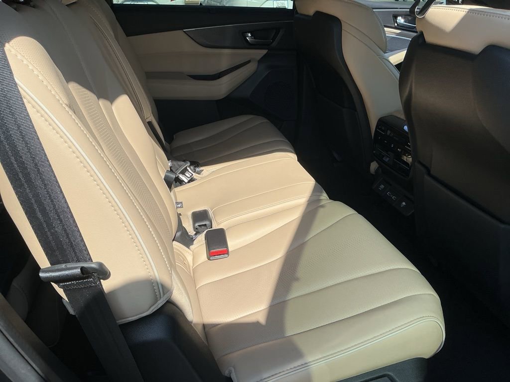 Certified 2023 Acura MDX SH-AWD w/ Advance Package image 21