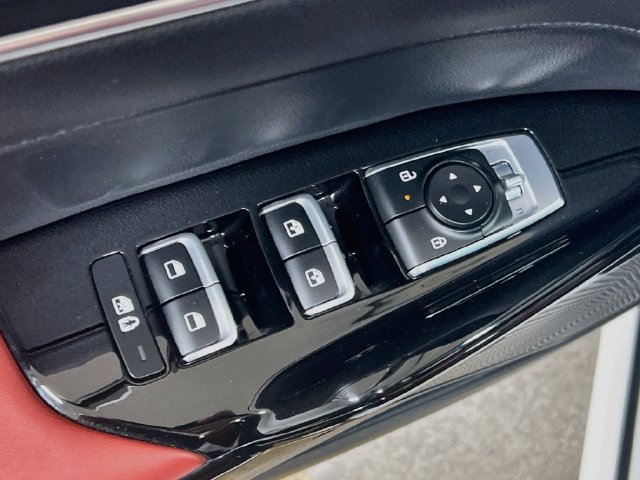 Certified 2025 Kia K5 GT-Line w/ GT-Line Premium Package FWD image 18