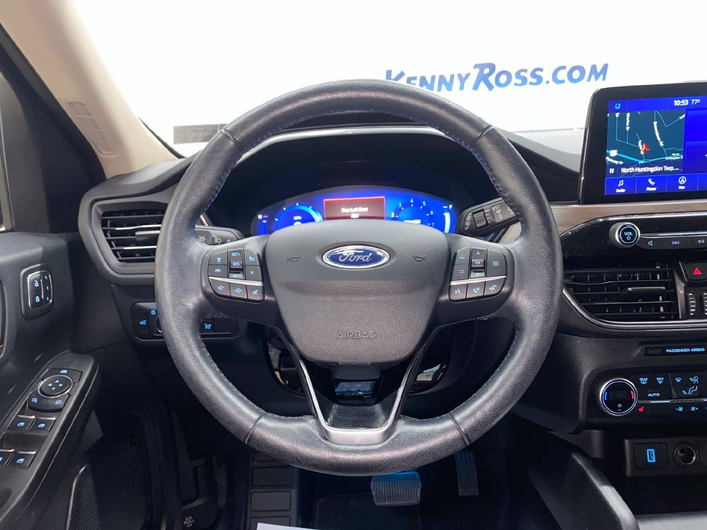 Used 2020 Ford Escape Titanium AWD/4WD image 25