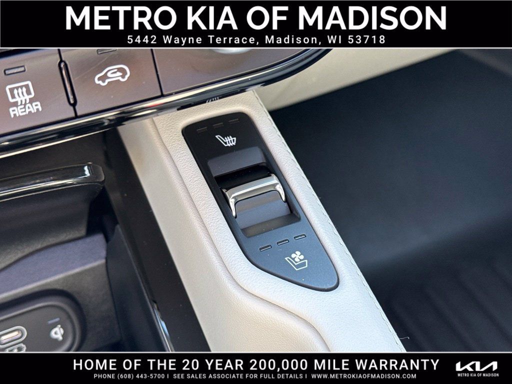 Used 2024 Kia Telluride SX Prestige w/ Towing Package AWD/4WD image 28