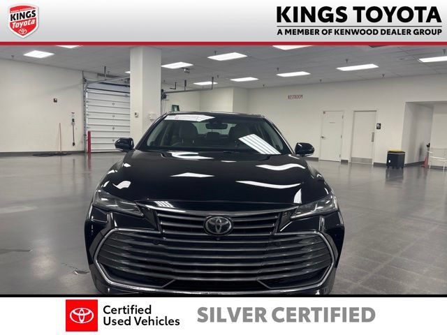 Certified 2019 Toyota Avalon Limited w/ Advanced Safety Package FWD image 3