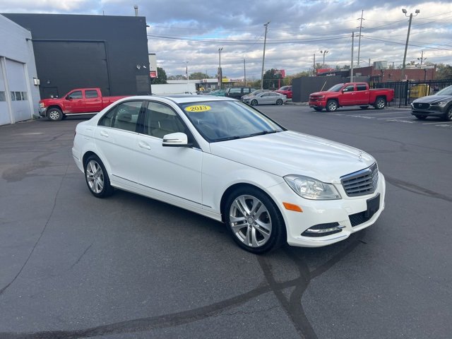 Used 2013 Mercedes-Benz C 300 4MATIC Sedan image 1