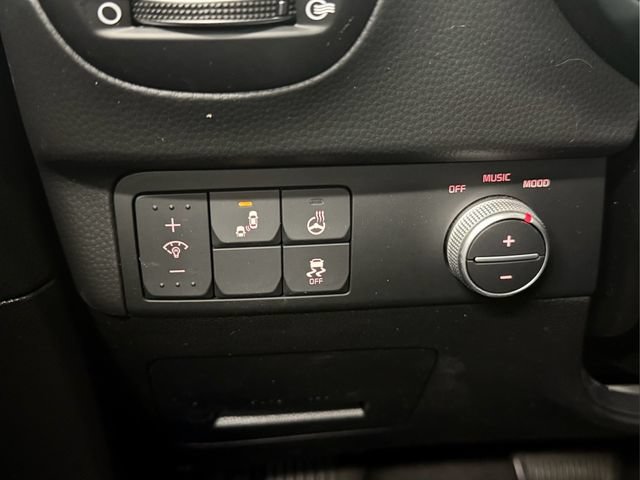 Used 2018 Kia Soul ! w/ Tech Package FWD image 30