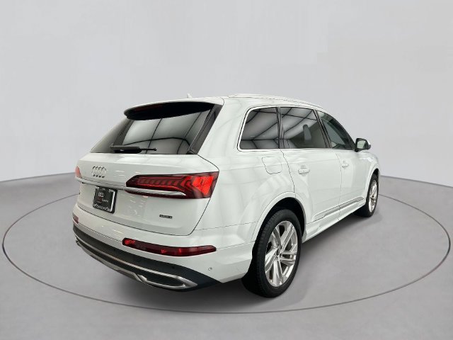 Used 2023 Audi Q7 2.0T Premium w/ Convenience Package AWD/4WD image 4