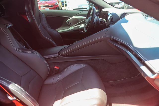 Used 2025 Chevrolet Corvette Stingray Preferred Cpe w/ Battery Protection Package RWD image 15