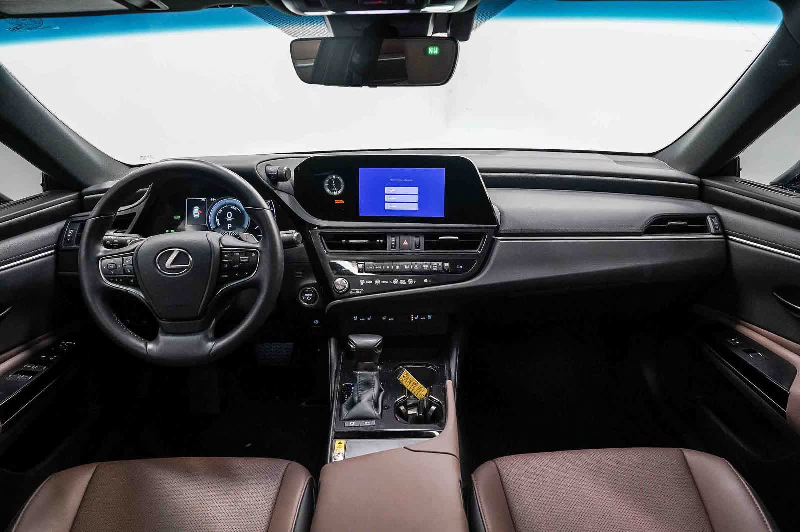 Used 2025 Lexus ES 300h w/ Premium Package FWD image 12