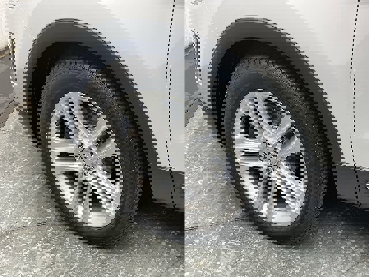 Used 2016 Ford Explorer Limited AWD/4WD image 37