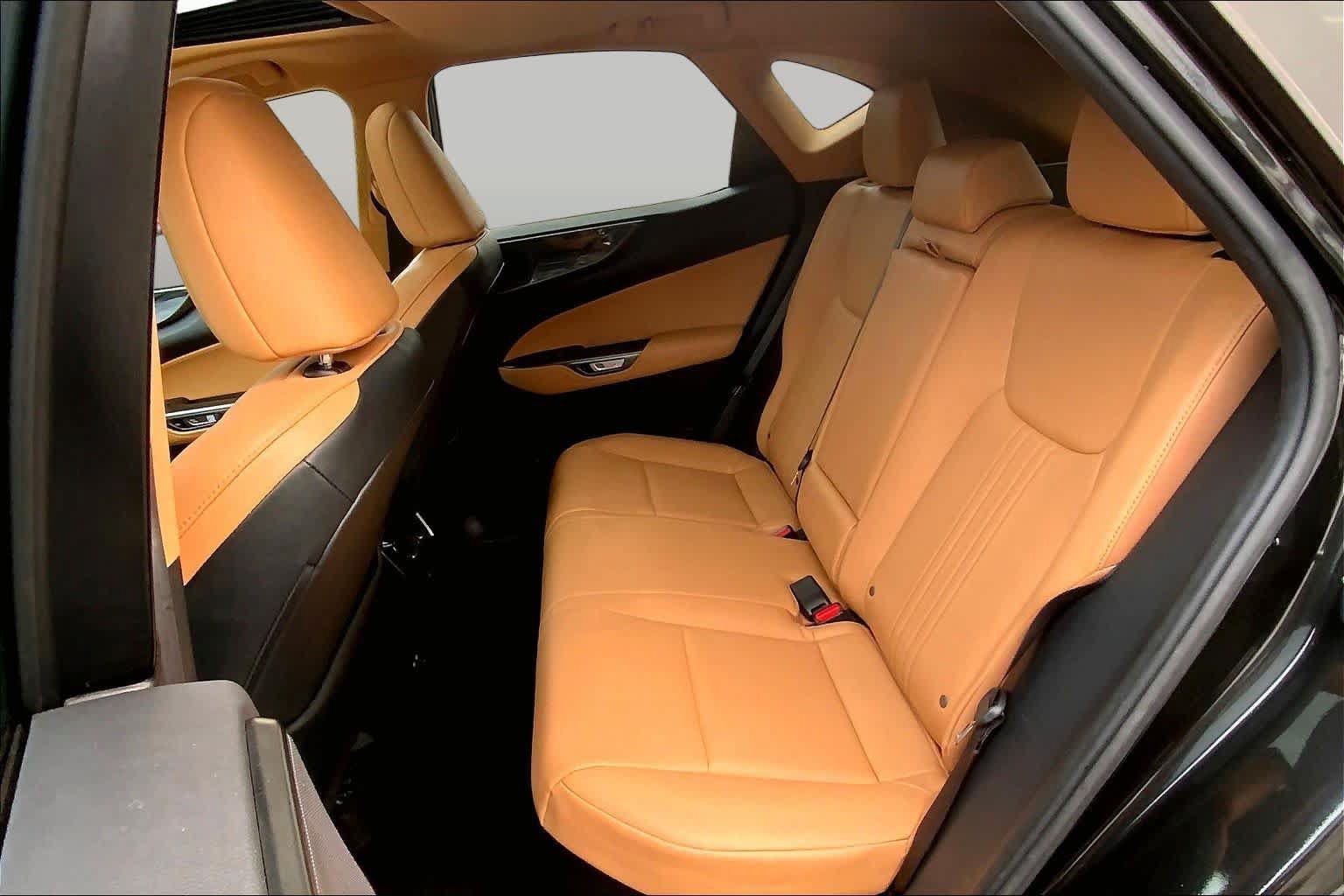 Used 2022 Lexus NX 350h AWD image 21