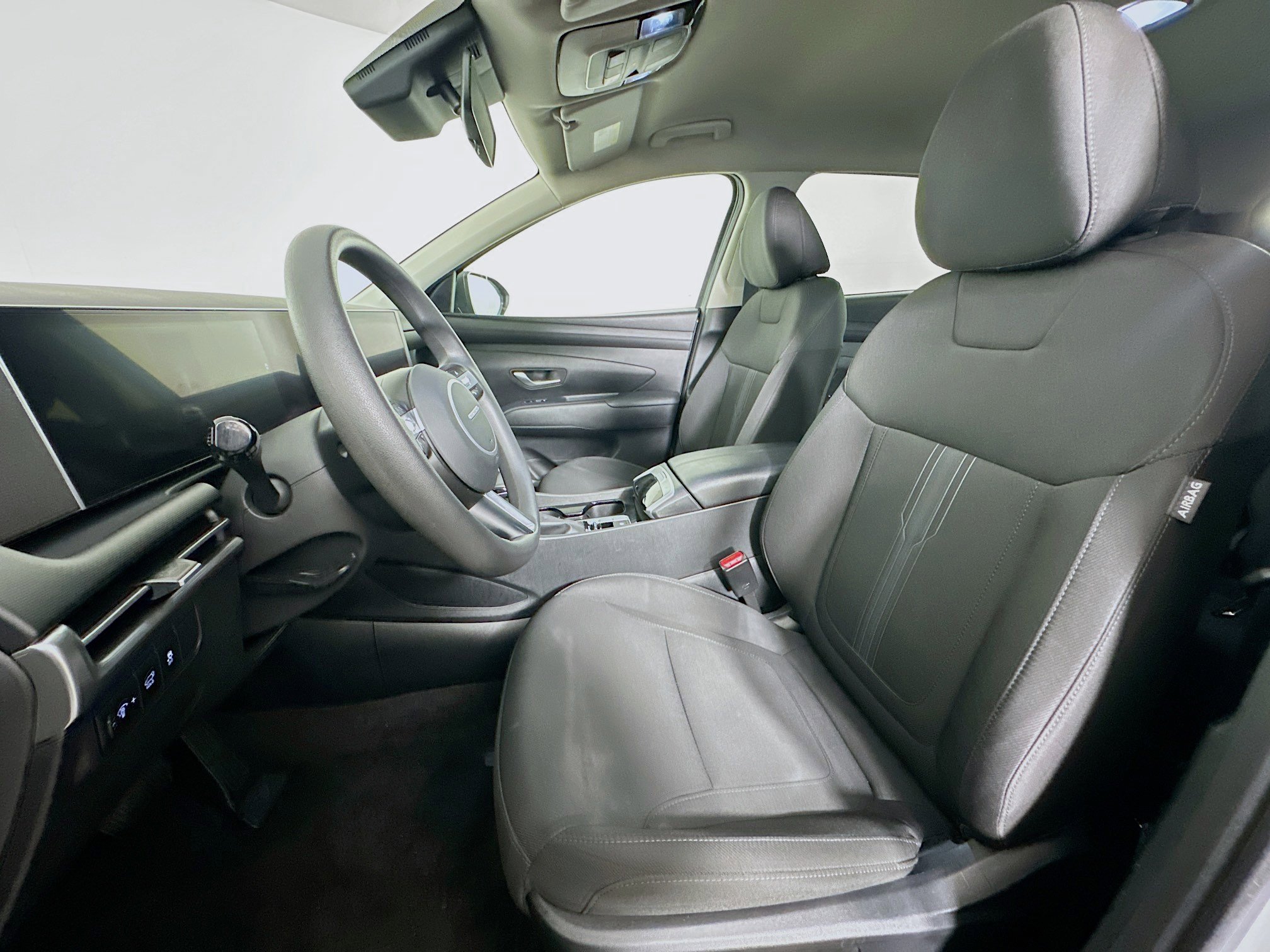 Used 2025 Hyundai Tucson SEL image 13