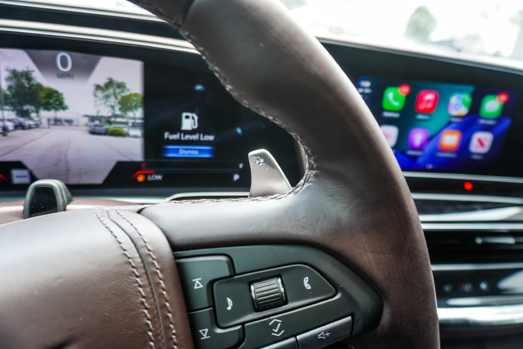 Used 2023 Cadillac Escalade V AWD/4WD image 19