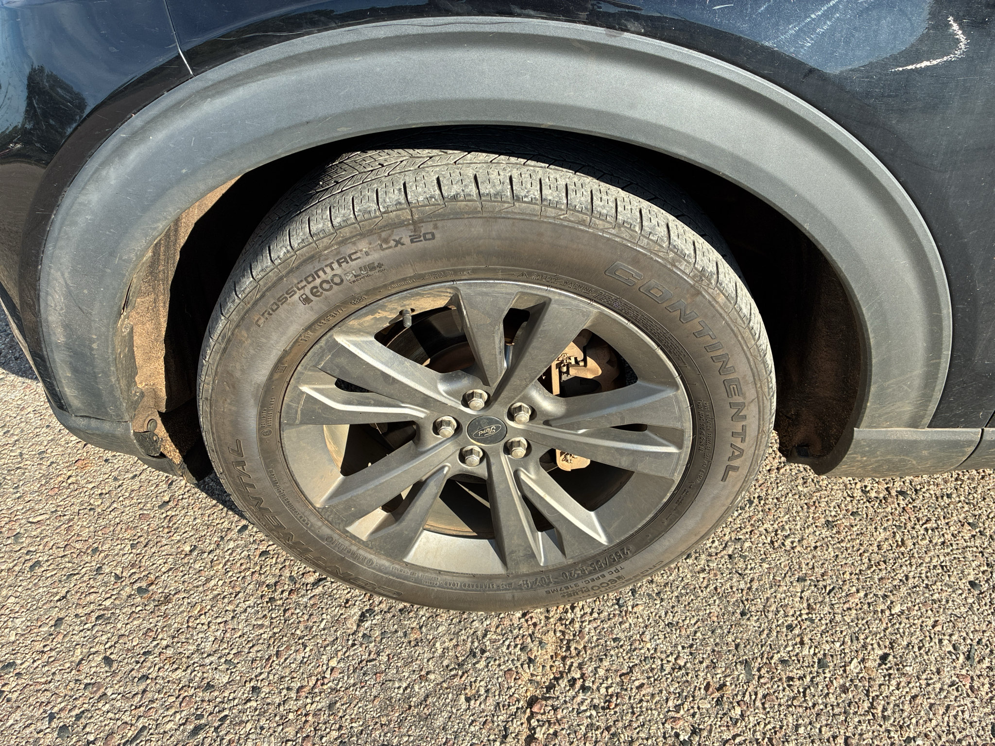 Used 2021 Ford Explorer XLT w/ Equipment Group 202A RWD image 3