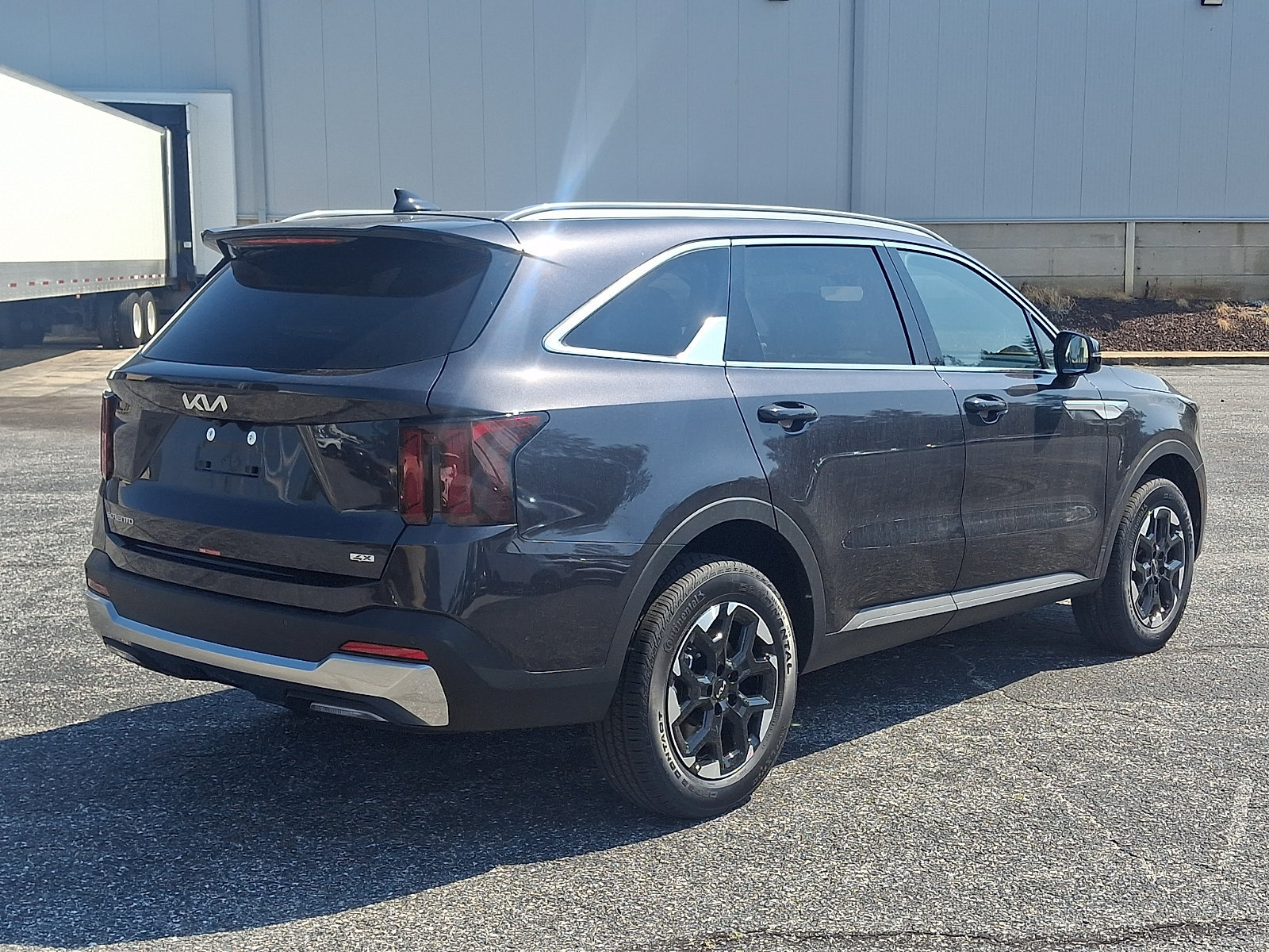 New 2026 Kia Sorento S AWD/4WD image 3