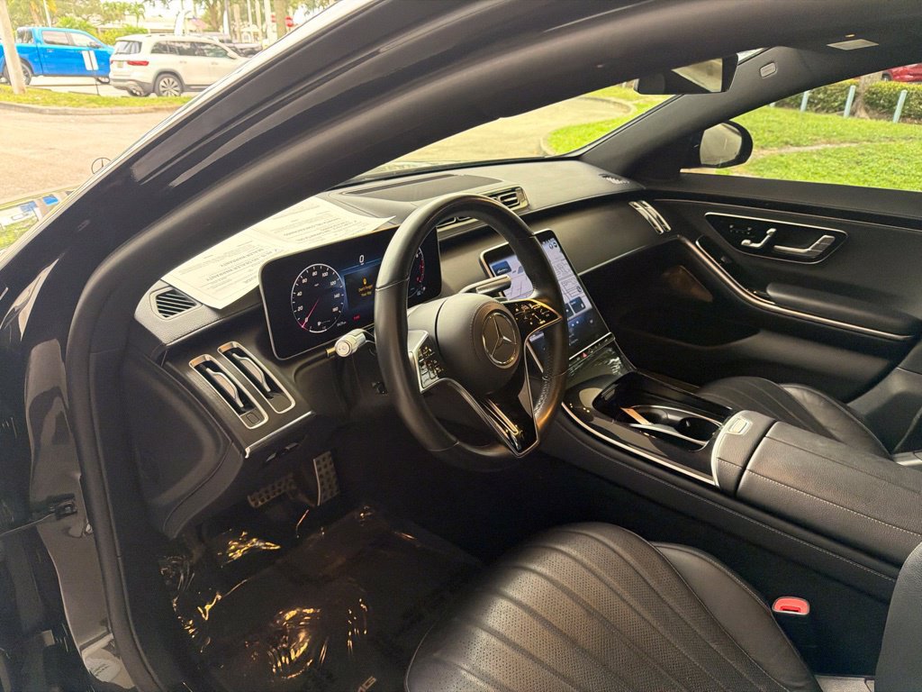 Used 2023 Mercedes-Benz S 500 4MATIC w/ AMG Line image 6