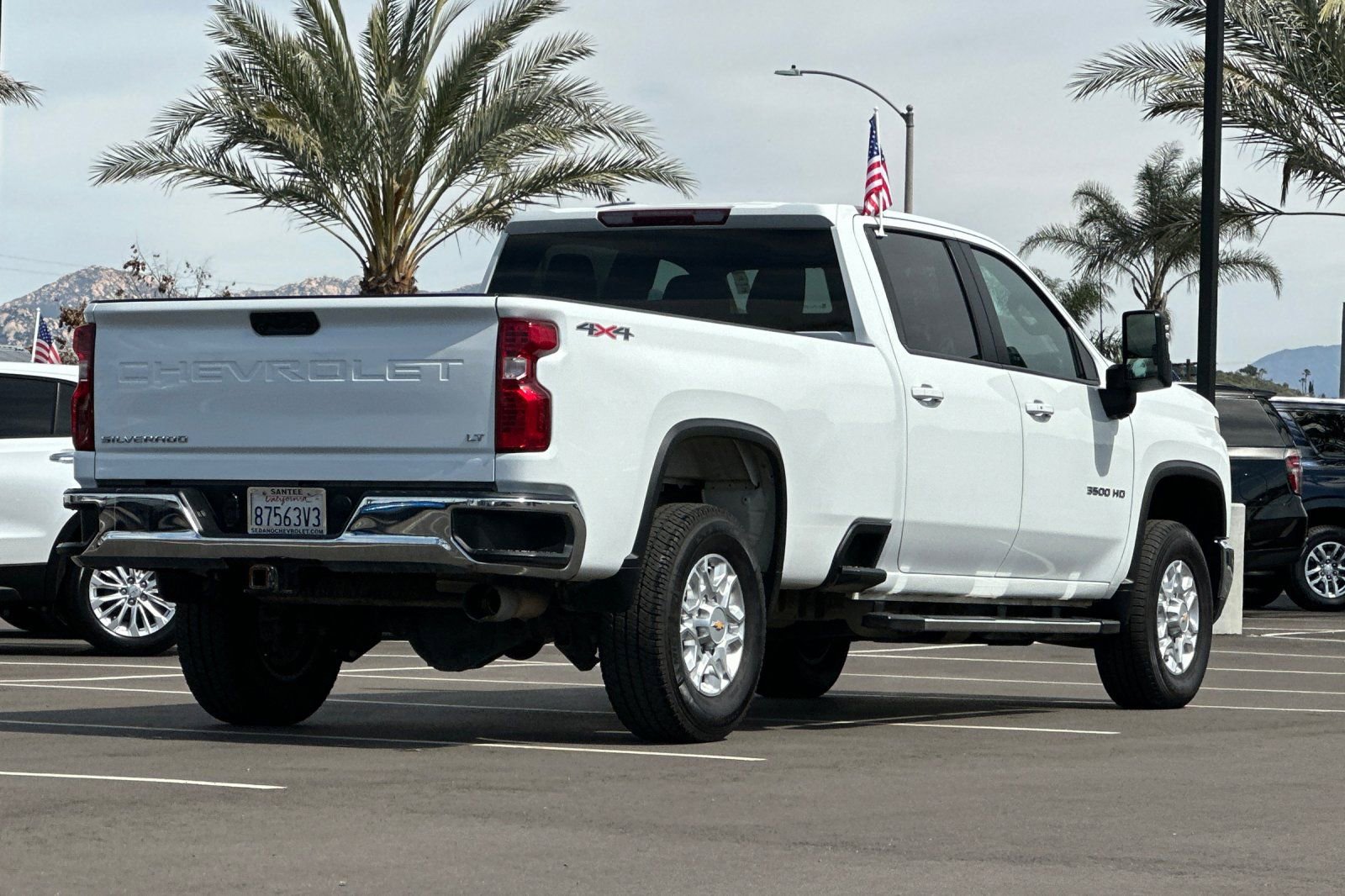 Used 2024 Chevrolet Silverado 3500 LT image 4