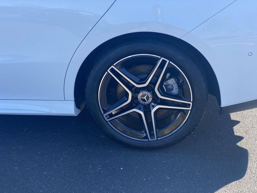 Certified 2025 Mercedes-Benz CLA 250 image 9