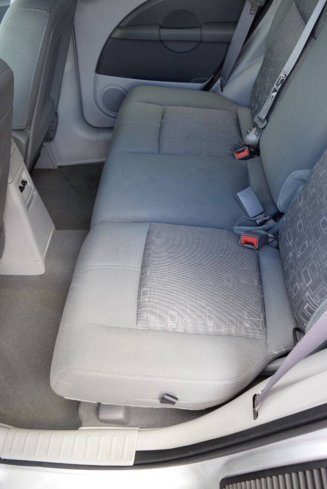 Used 2006 Chrysler PT Cruiser Touring FWD image 34