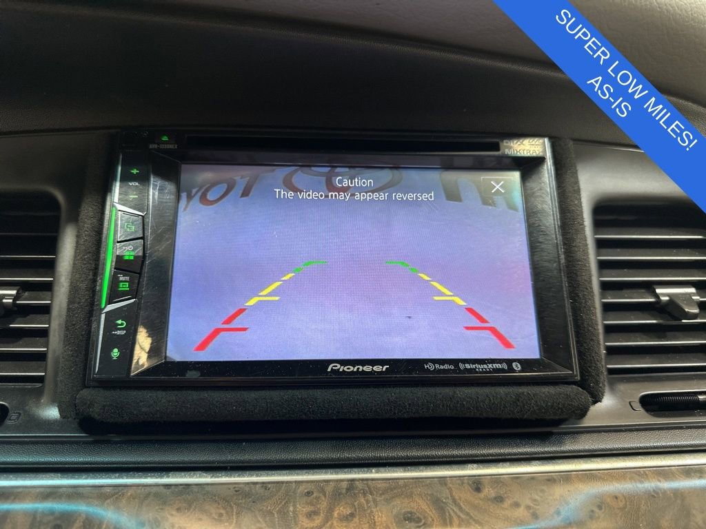 Used 1998 Ford Crown Victoria LX RWD image 30