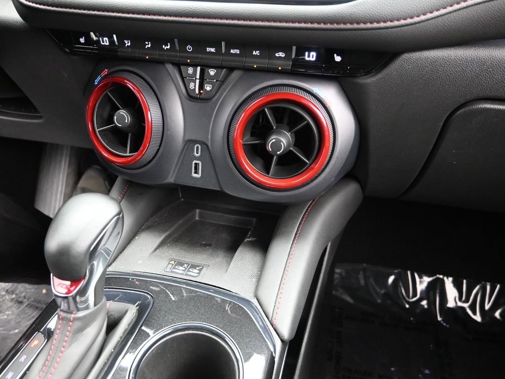 Used 2024 Chevrolet Blazer RS FWD image 15