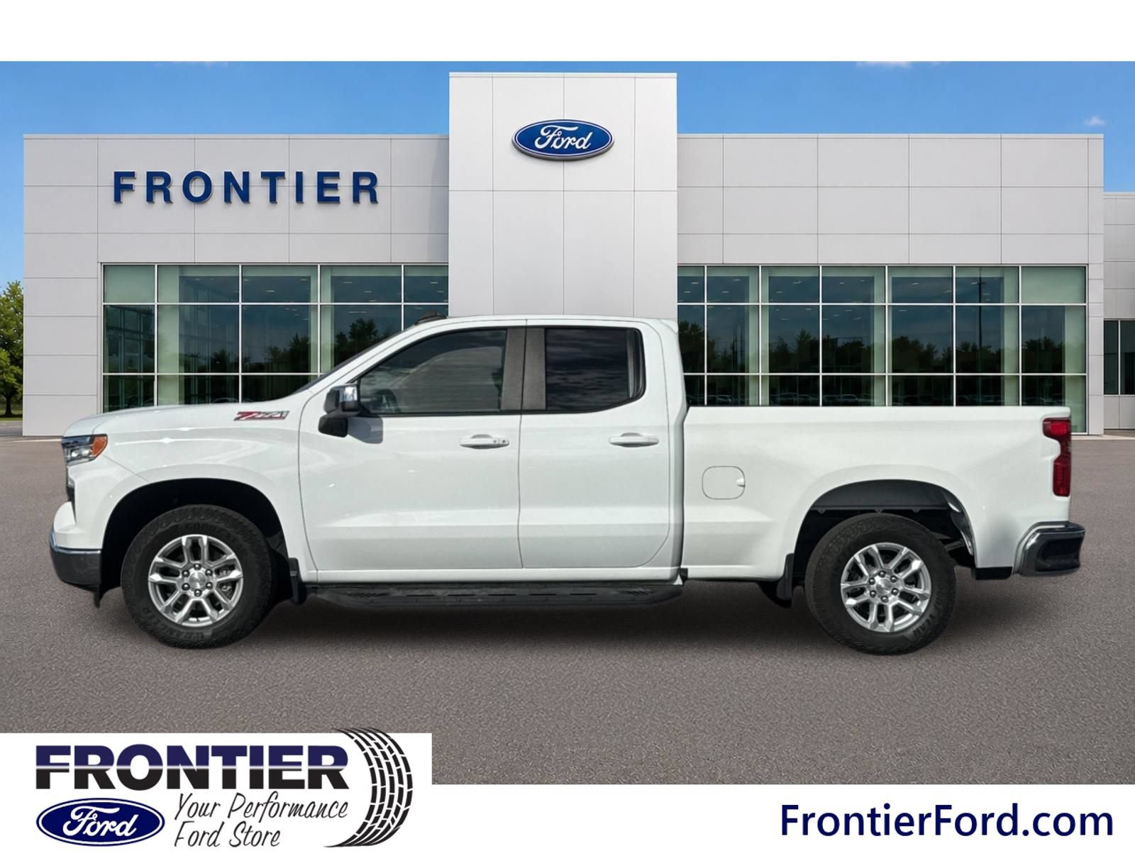 Used 2023 Chevrolet Silverado 1500 LT w/ Z71 Off-Road Package AWD/4WD image 8