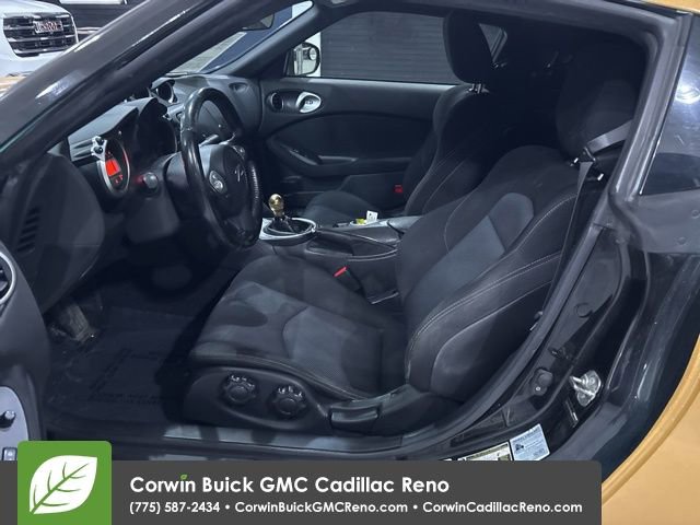 Used 2011 Nissan 370Z Coupe image 10