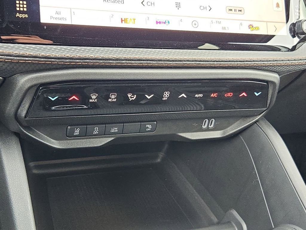 New 2026 Jeep Cherokee Limited AWD/4WD image 37
