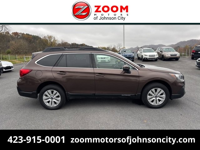 Used 2019 Subaru Outback 2.5i Premium image 1