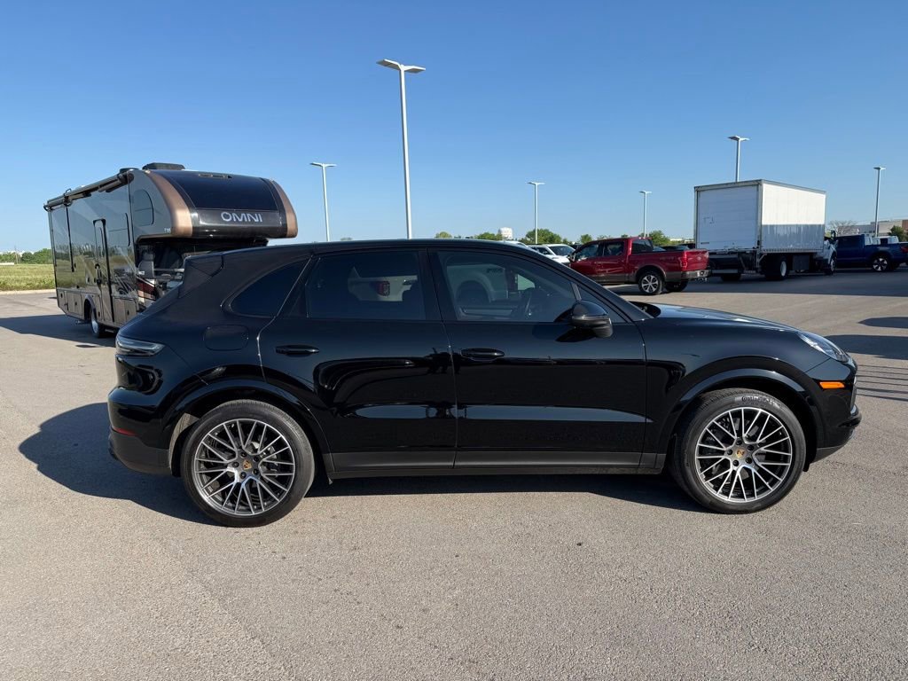 Used 2022 Porsche Cayenne S image 17