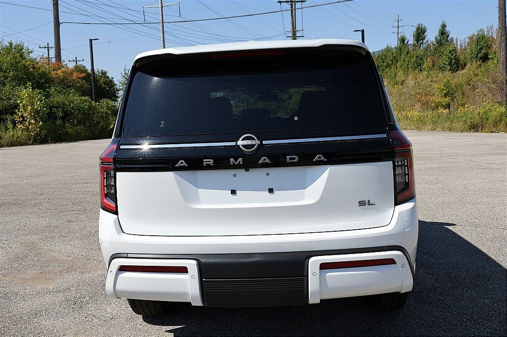 New 2026 Nissan Armada SL w/ Captain's Chari Seat Package image 4