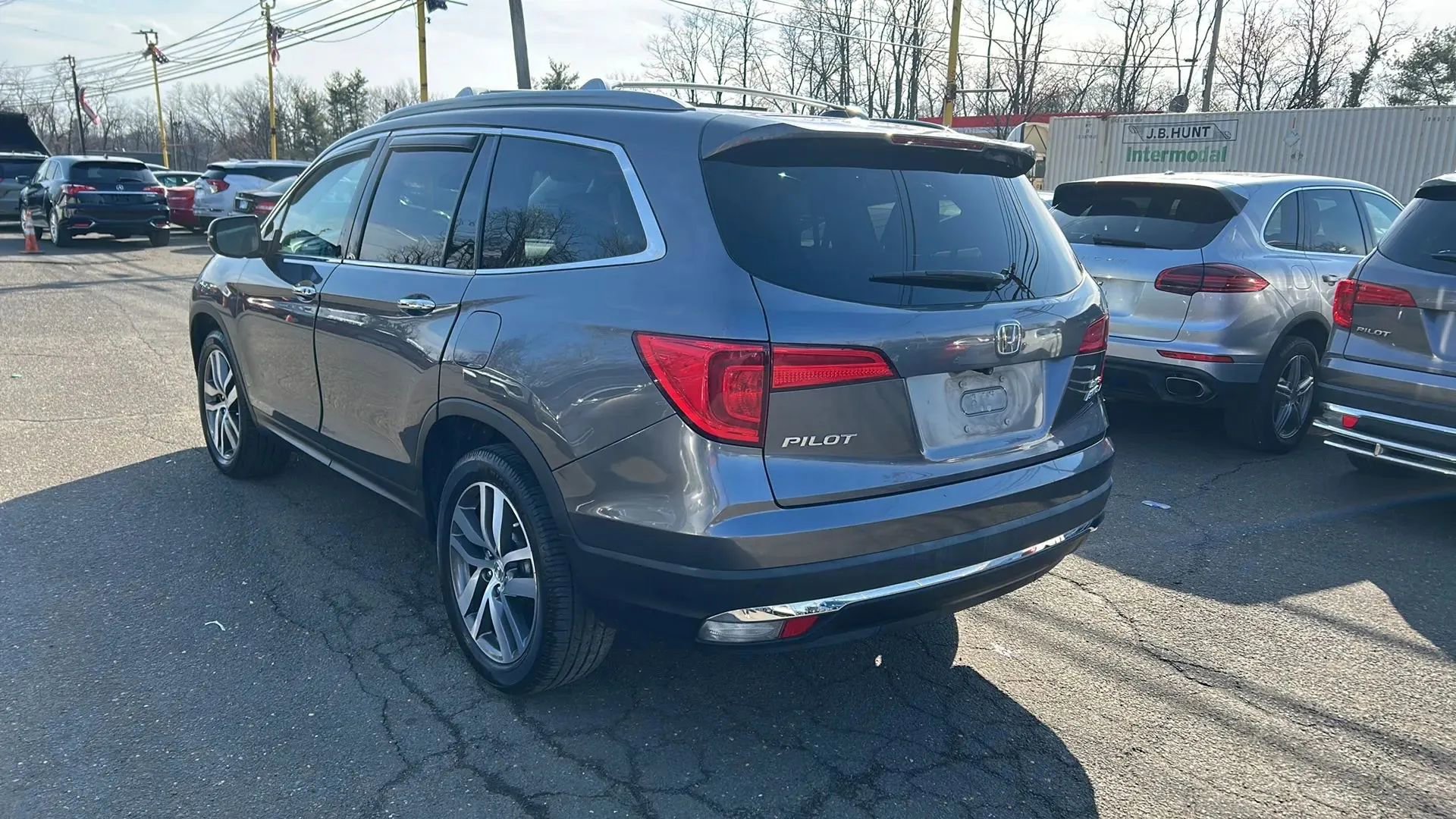 Used 2017 Honda Pilot Elite image 7