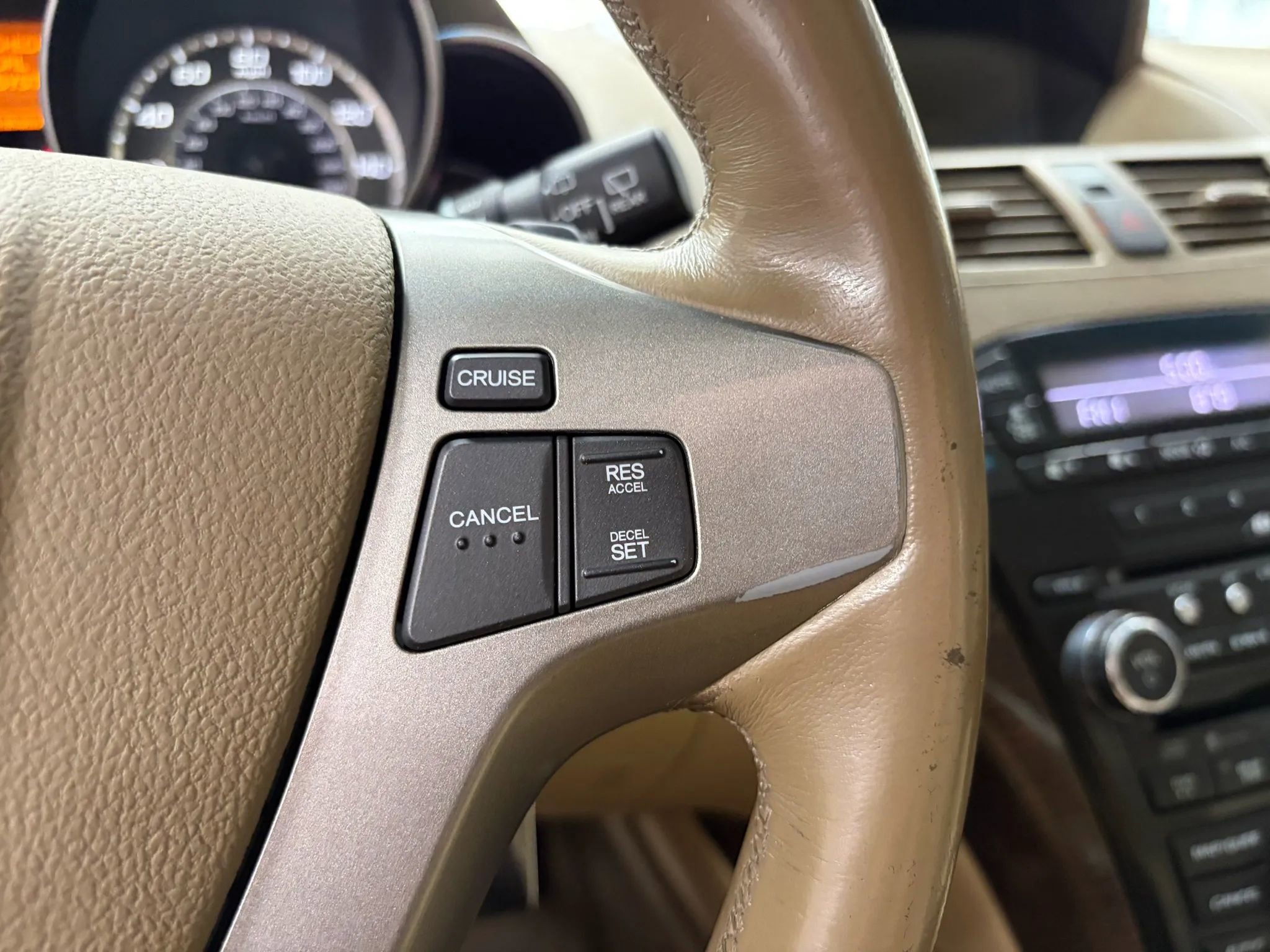 Used 2012 Acura MDX w/ Technology & Entertainment image 35