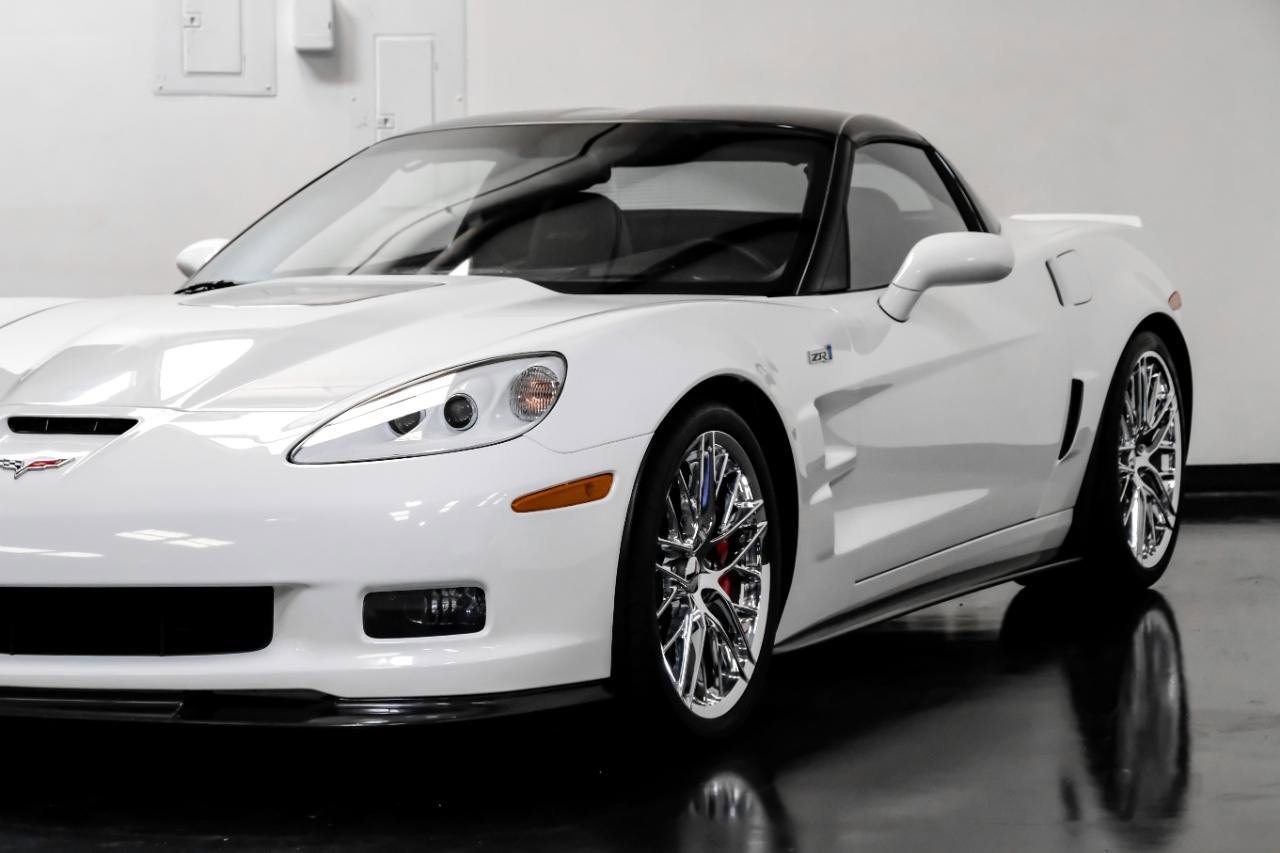 Used 2012 Chevrolet Corvette ZR1 w/ 3ZR Preferred Equipment Group RWD image 10