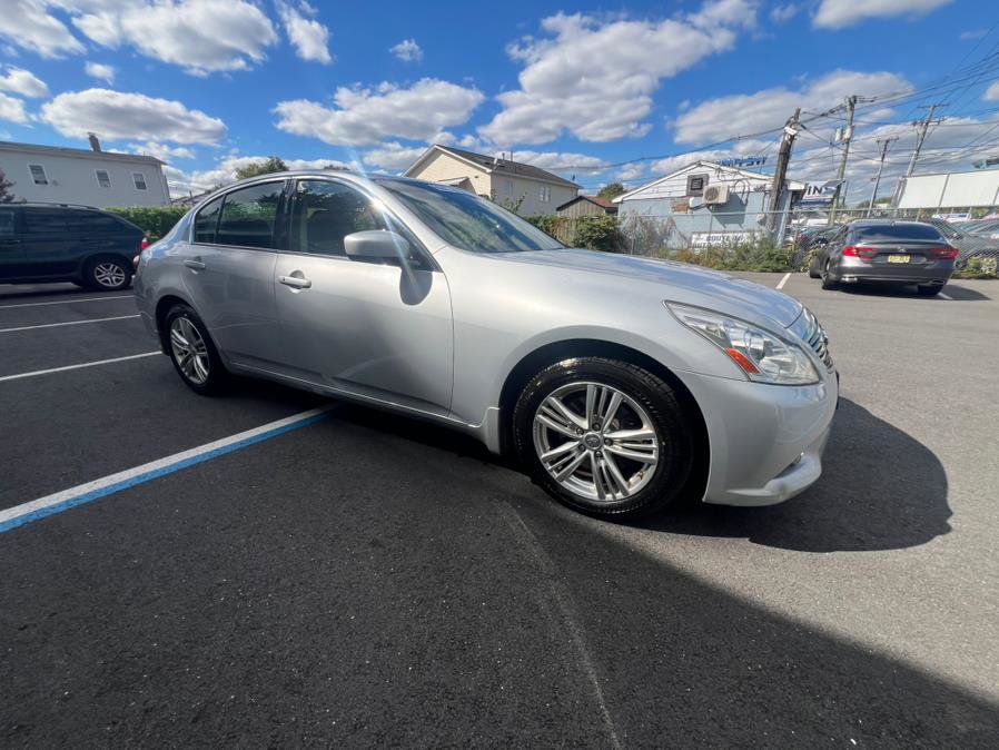 Used 2011 INFINITI G25 x w/ Moonroof Pkg image 6