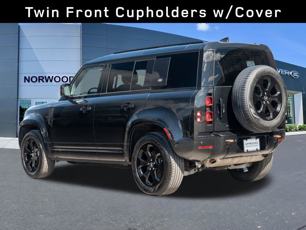 Used 2023 Land Rover Defender 110 X-Dynamic SE image 6