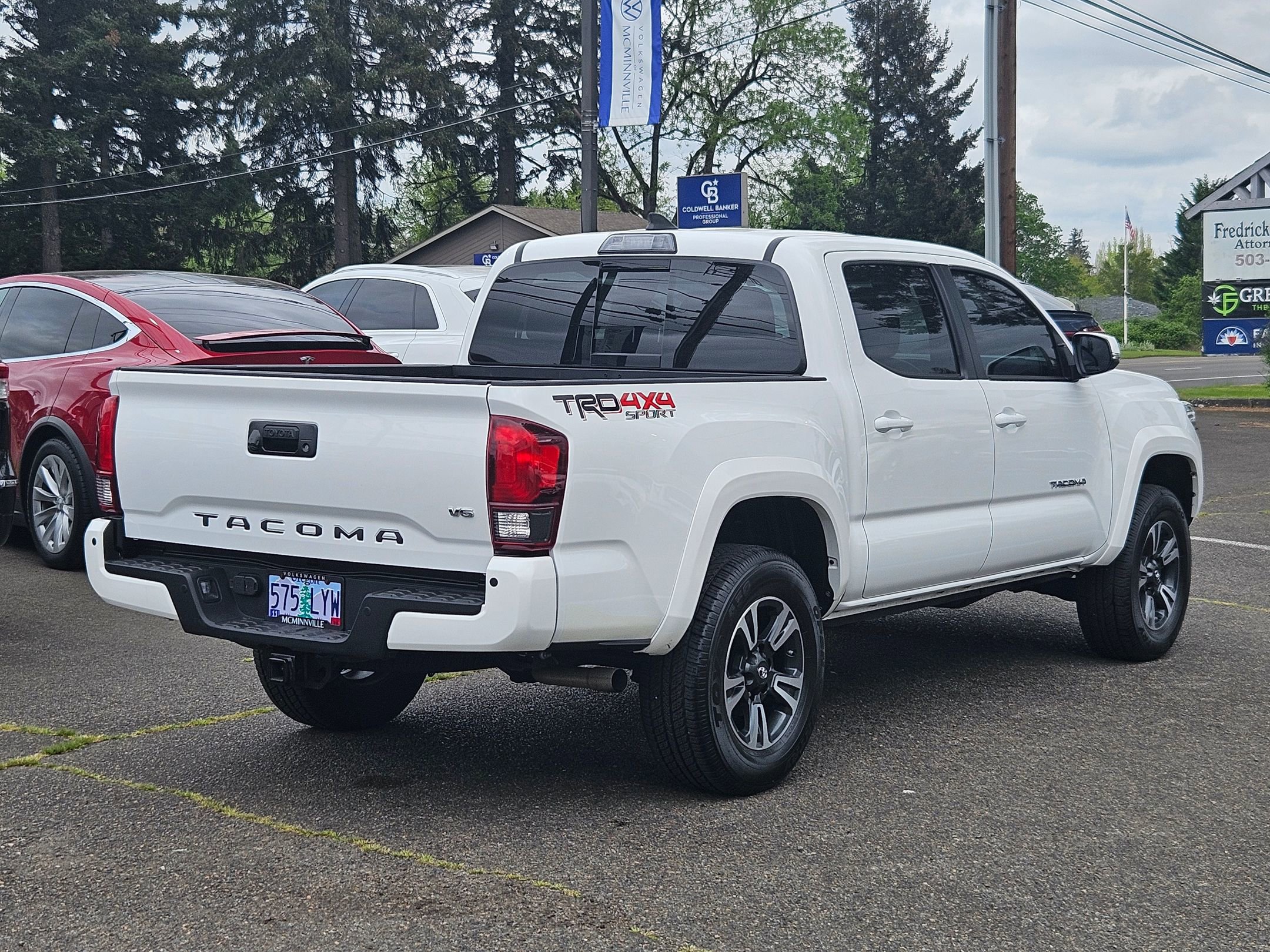 Used 2019 Toyota Tacoma TRD Sport AWD/4WD image 5