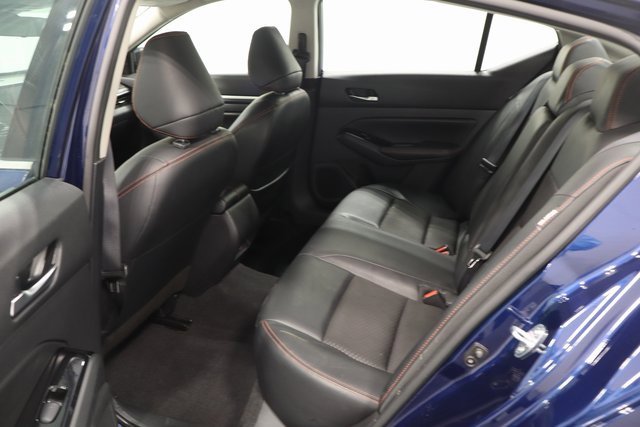 Used 2024 Nissan Altima 2.5 SR image 12