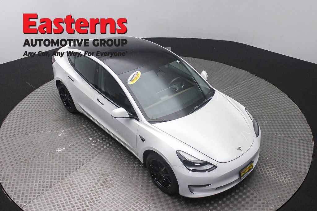 Used 2022 Tesla Model 3 Long Range AWD/4WD image 3